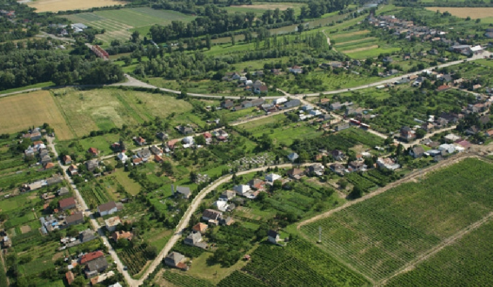 Obec Viničky